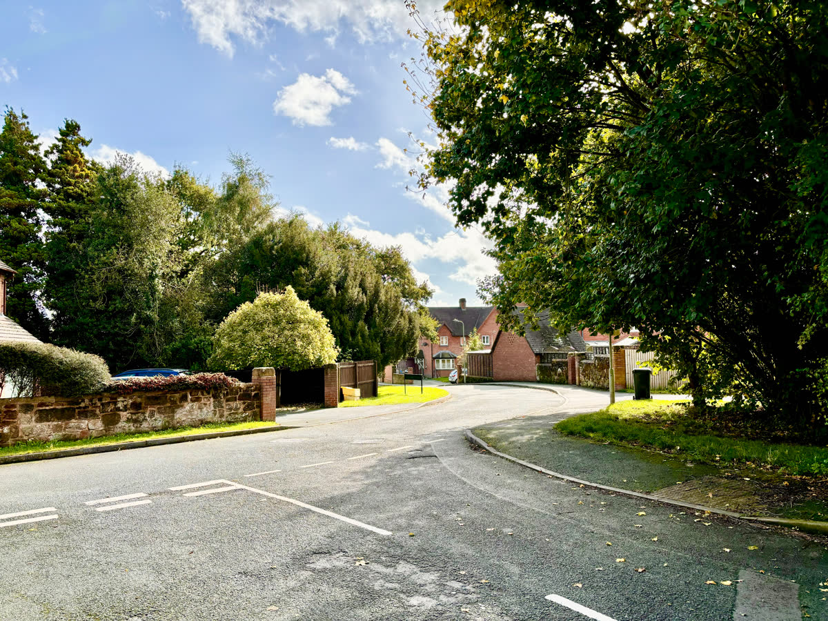 Manor Farm Drive
